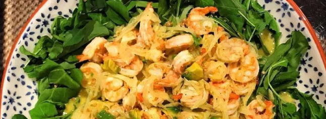 Ceviche de camarones con naranja